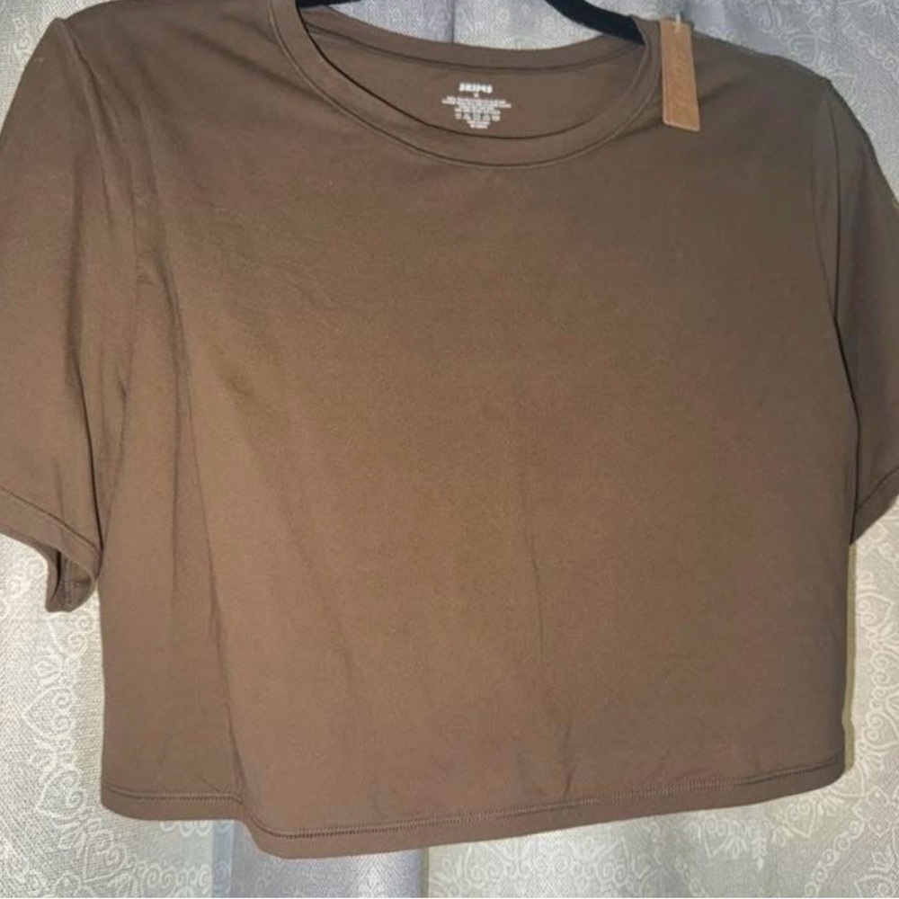 (Cross-listed) Skims Crop Top